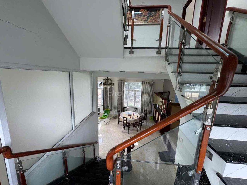 Bán Căn Biệt Thự Vườn View Sông gần 1000m2 Trung Tâm Biên Hoà 30tr/m2