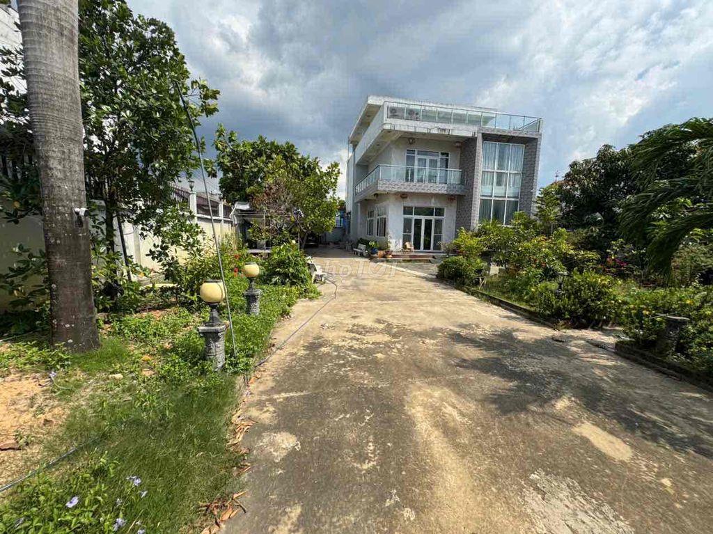 Bán Căn Biệt Thự Vườn View Sông gần 1000m2 Trung Tâm Biên Hoà 30tr/m2