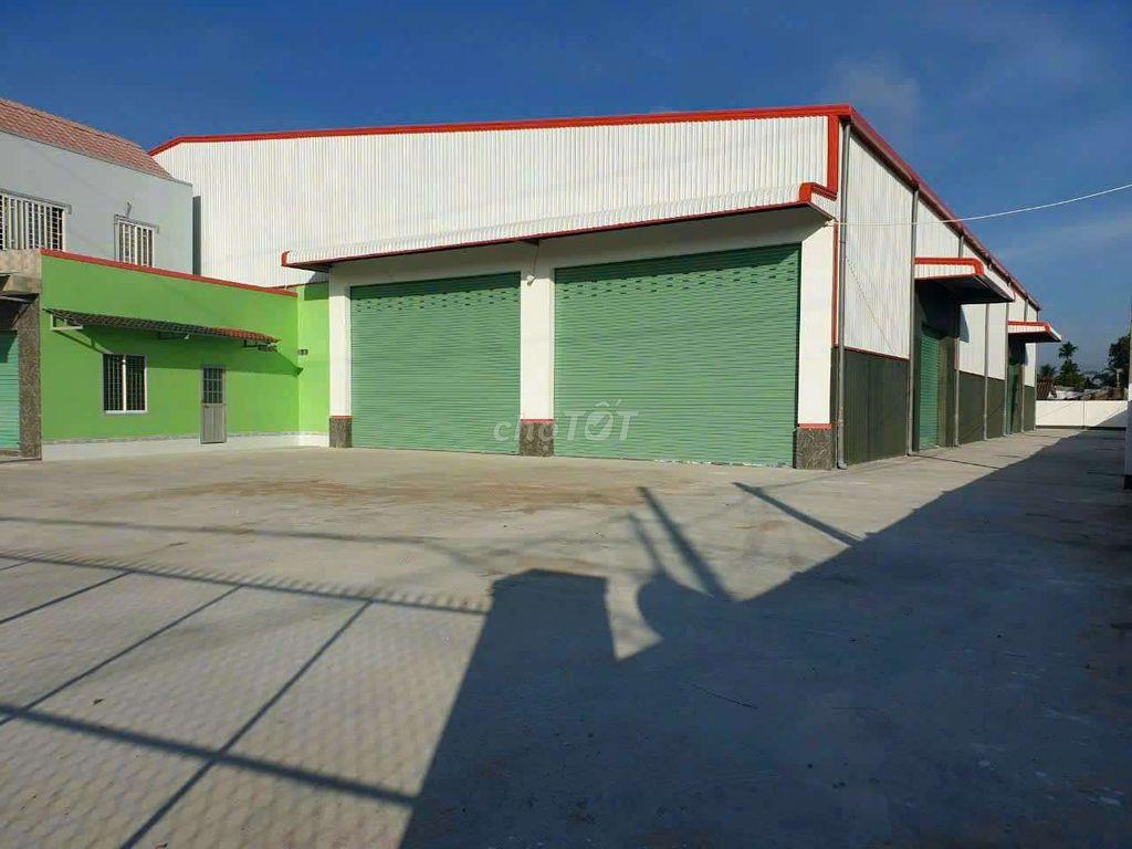 CHO THUÊ KHO MẶT TIỀN QL1A GẦN NGÃ 4 LƯƠNG PHÚ