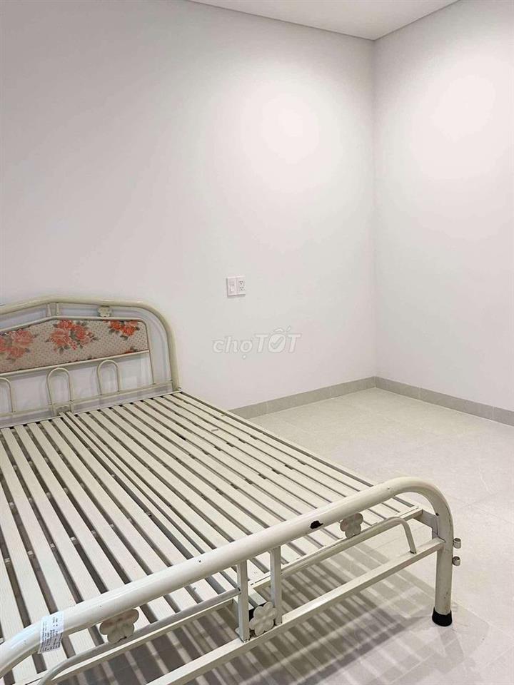 NHÀ MỚI XÂY, CÒN DƯ 1 PHÒNG CHO THUÊ Ở LÂU DÀI - GẦN NGÃ TƯ GÒ MÂY