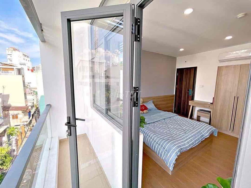 Căn hộ bancol 40m2 Nguyễn Tri Phương, quận 10