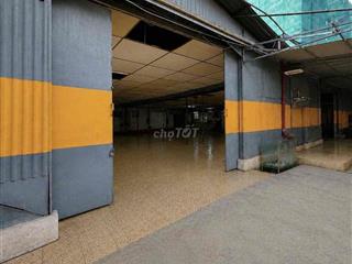 Cho thuê Kho xưởng dt 500m2 gần Bệnh viện Hoàn Mỹ Thủ Đức