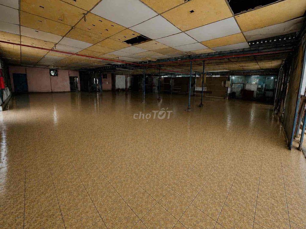 Cho thuê Kho xưởng dt 500m2 gần Bệnh viện Hoàn Mỹ Thủ Đức