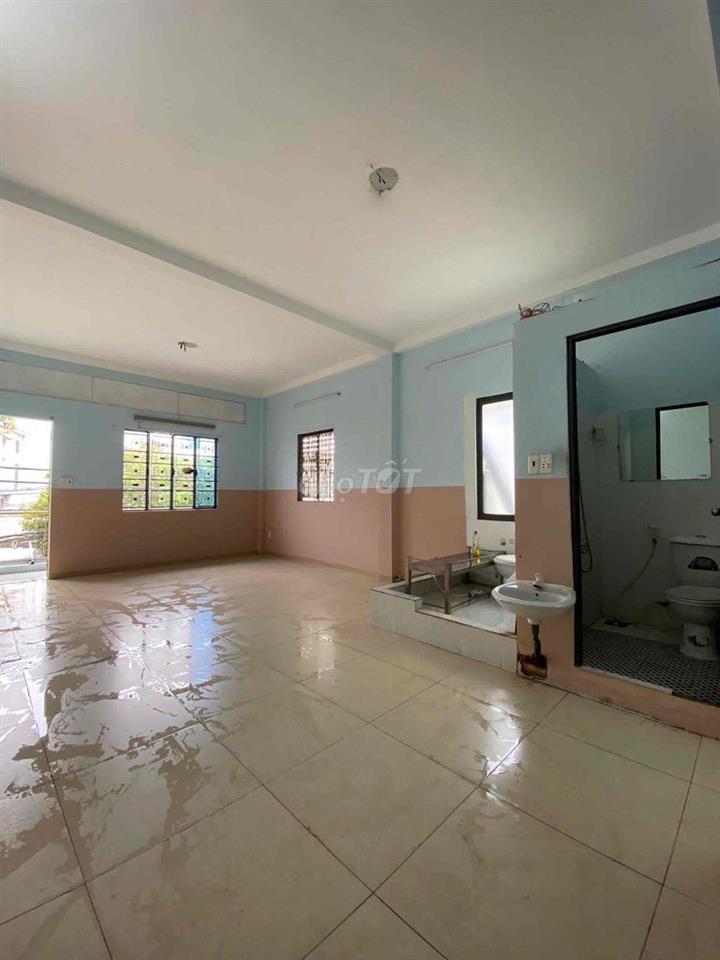 Cho thuê nhà nguyên căn 118 Lê Quang Định