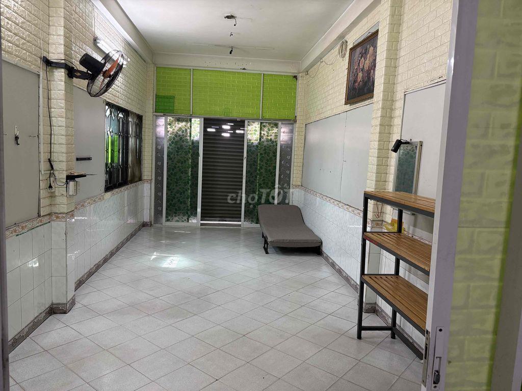 cho thuê phòng trống 28m2, toilet riêng, phòng tắm riêng, bếp riêng, c