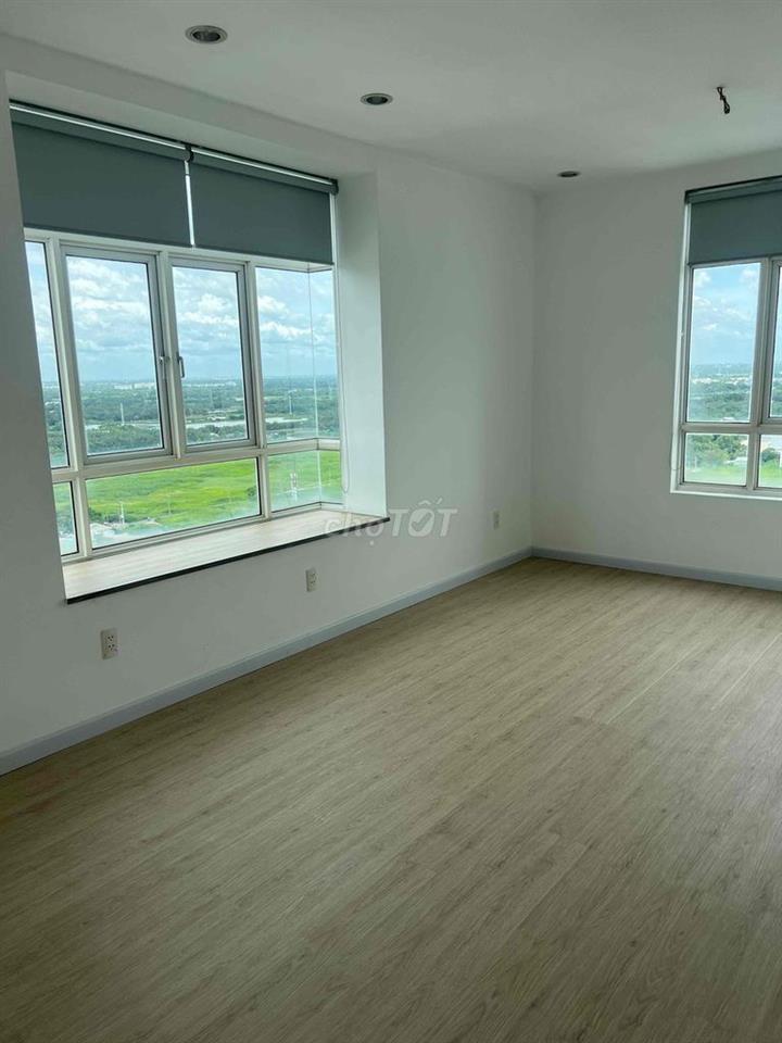 cần bán căn góc 3 phòng ngủ, nội thất đẹp