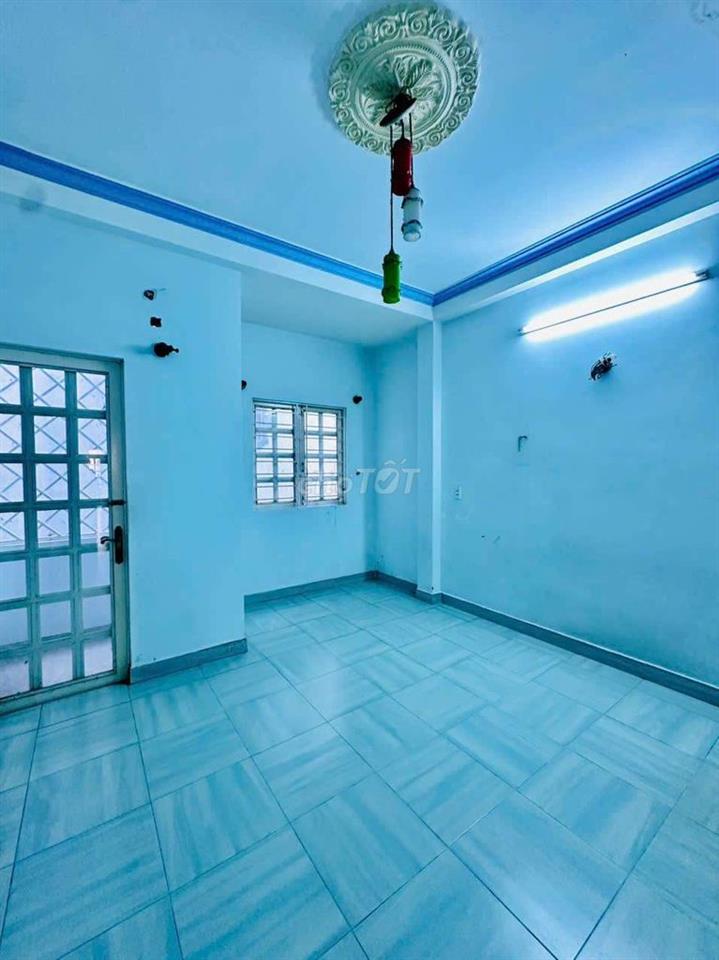 nhà nguyên căn kinh doanh mặt tiwwnf chợ hạnh thông tây