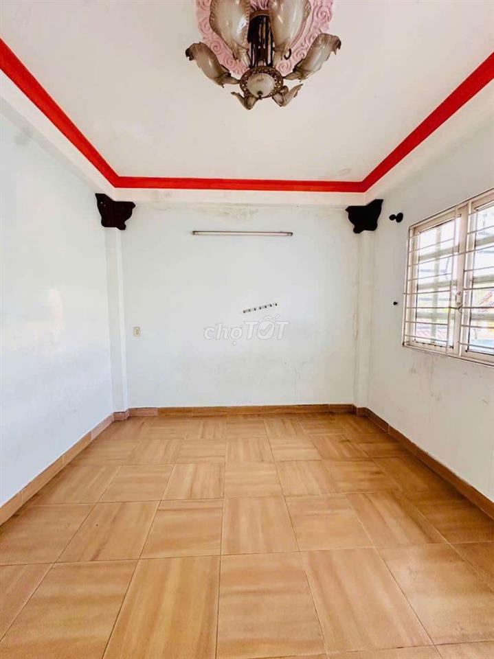 nhà nguyên căn kinh doanh mặt tiwwnf chợ hạnh thông tây