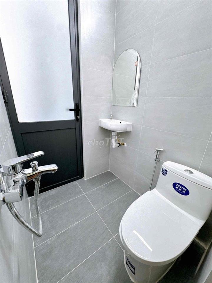 DUPLEX BANCOL CỬA SỔ SIÊU THOÁNG GẦN UFM, TDT, RMIT
