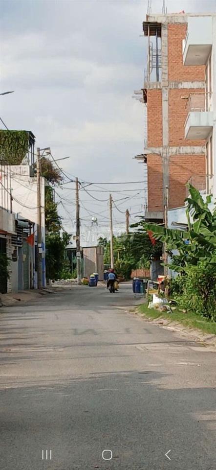 Đất nền  chính chủ. vị trí đẹp. xây dựng tự do .đường 7m. 62tr/1m