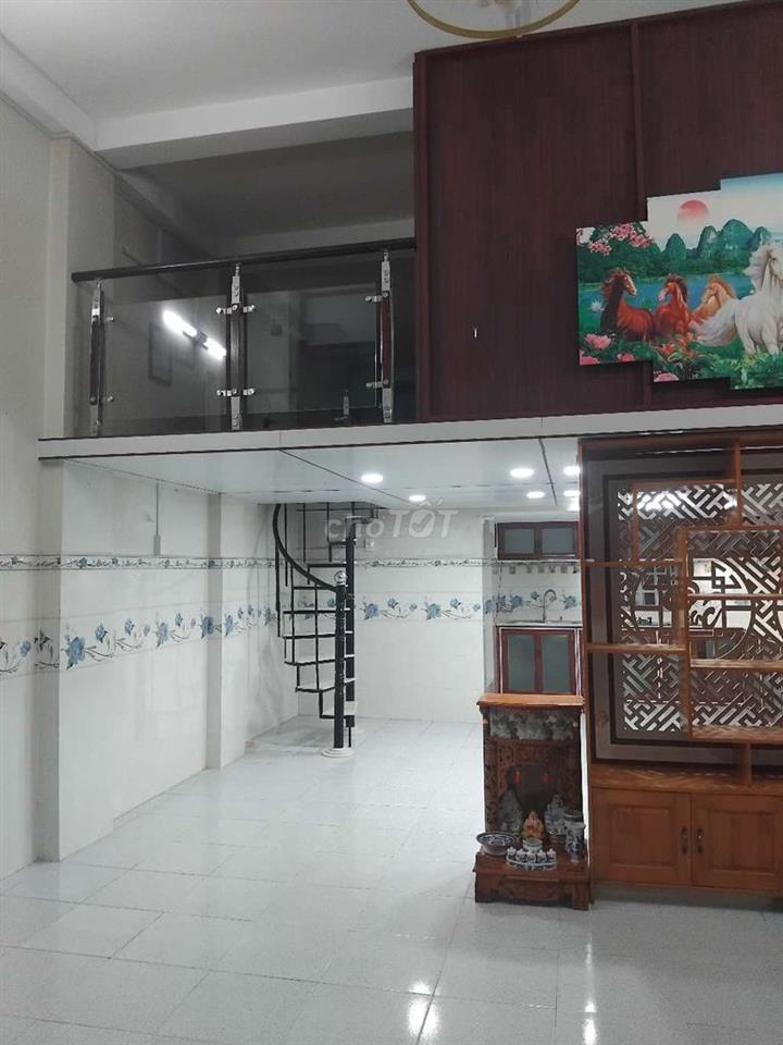 nhà chính chủ cần bán về quê
