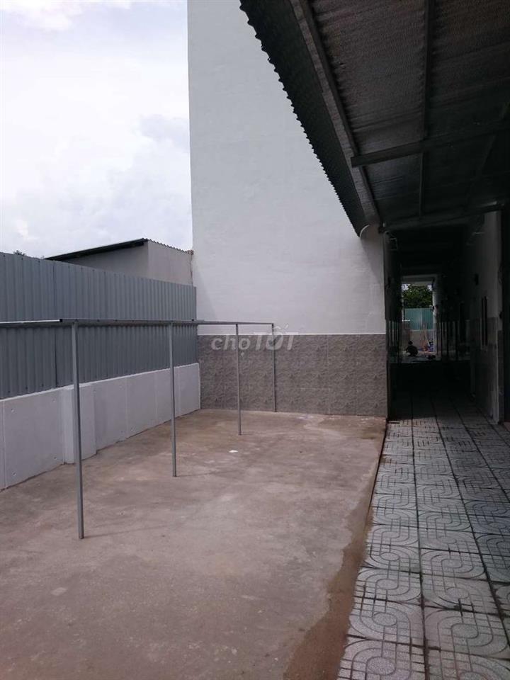 Phòng trọ máy lạnh gần chợ Bình Điền