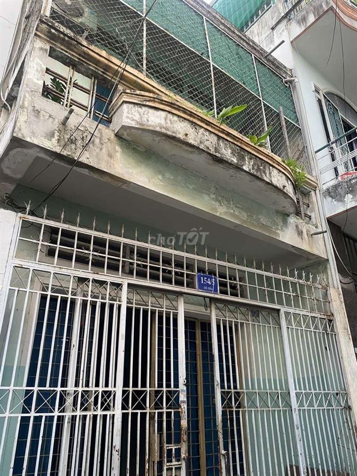 mình cần bán căn nhà cấp 4