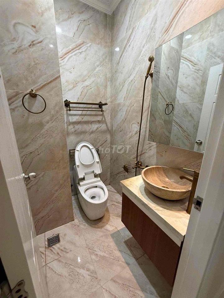 HH cho môi giới 1/2 tháng nhà 21/26 Vạn Kiếp