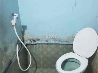 pass phòng trọ 1tr6/tháng có wc riêng phòng ở phù hợp 1ng