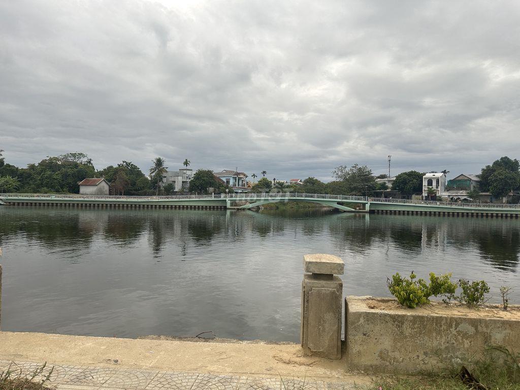 Bán nhà mặt tiền view sông Như Ý