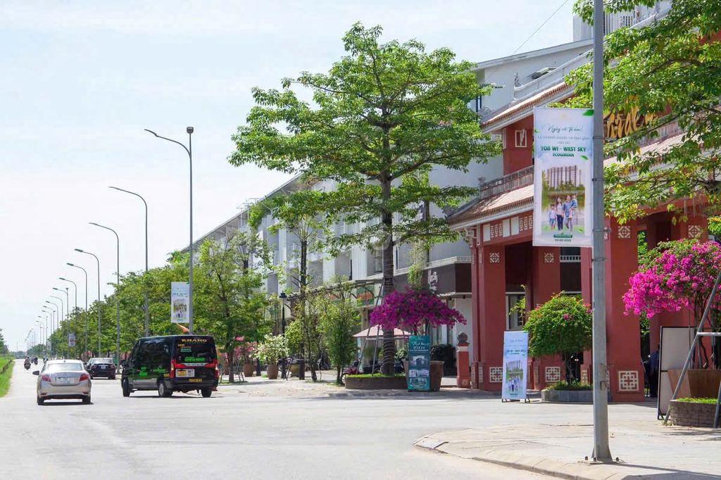 BÁN NHANH NHÀ PHỐ LIỀN KỀ 3 TẦNG CHỈ VỚI 4 TỶ 2XX