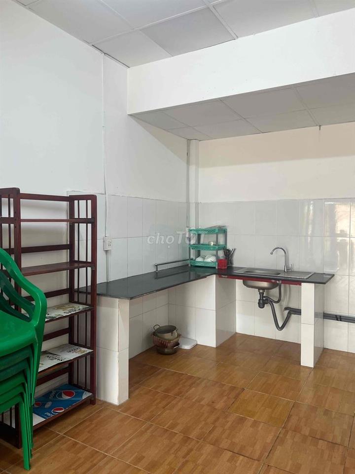 cho thuê nhà 1 trệt hẻm xe hơi 2phòng ngủ