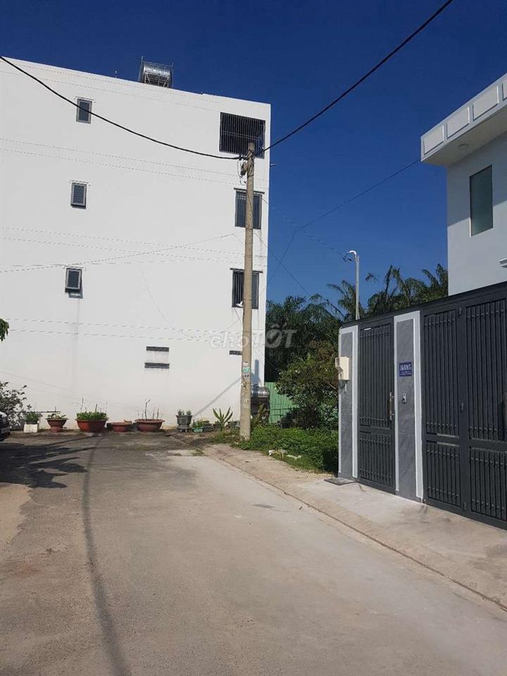 Đất thổ cư Thới Tam Thôn Hóc Môn 