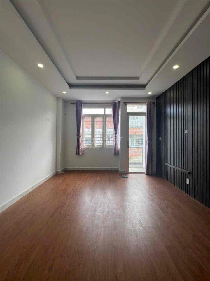 Cho thuê nhà mới hẻm xe tải 7A Thành Thái, cx Đồng Tiến P14, Q10 18tr