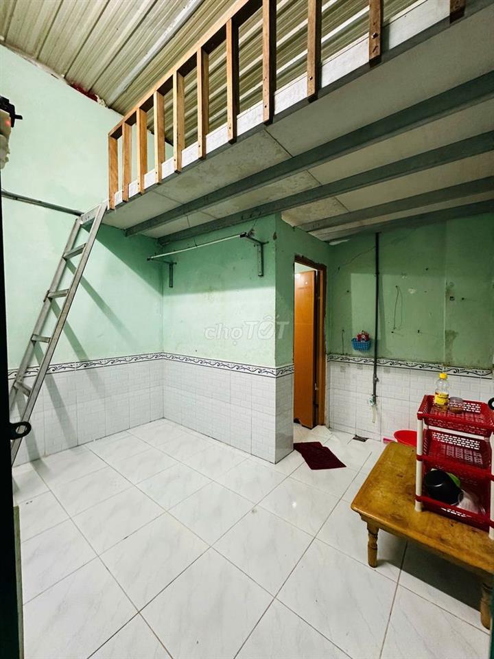 PHÒNG TRỌ NGAY NGÃ TƯ BẢY HIỀN, Q. TÂN BÌNH 
