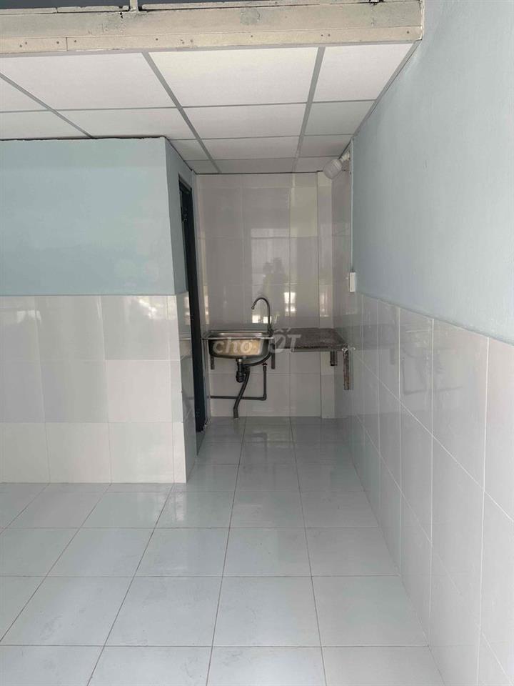 Còn 1 phòng trống giá 2,2tr khu an ninh,sạch sẽ,tự do