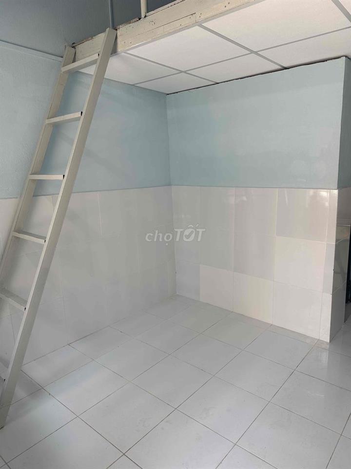 Còn 1 phòng trống giá 2,2tr khu an ninh,sạch sẽ,tự do