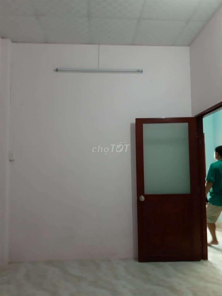 Bán nhà cấp 4, chính chủ bán.