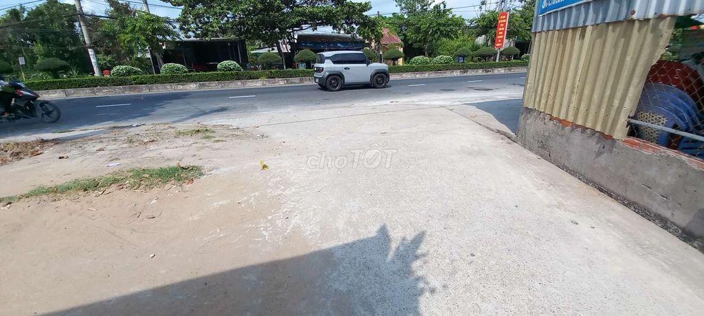 NHÀ Ở GẦN SÁT TRUNG TÂM HÀNH CHÍNH