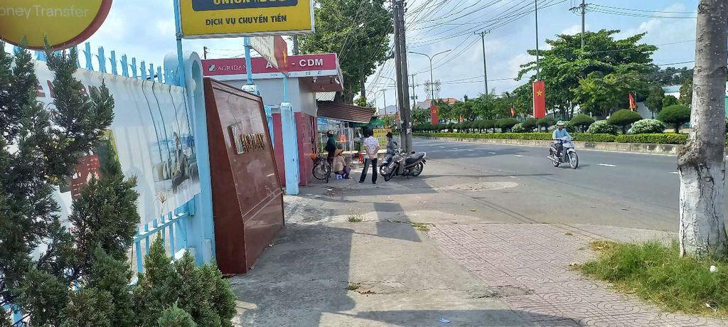 NHÀ Ở GẦN SÁT TRUNG TÂM HÀNH CHÍNH