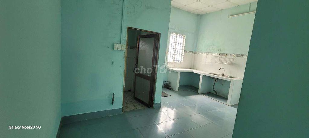 NHÀ Ở GẦN SÁT TRUNG TÂM HÀNH CHÍNH