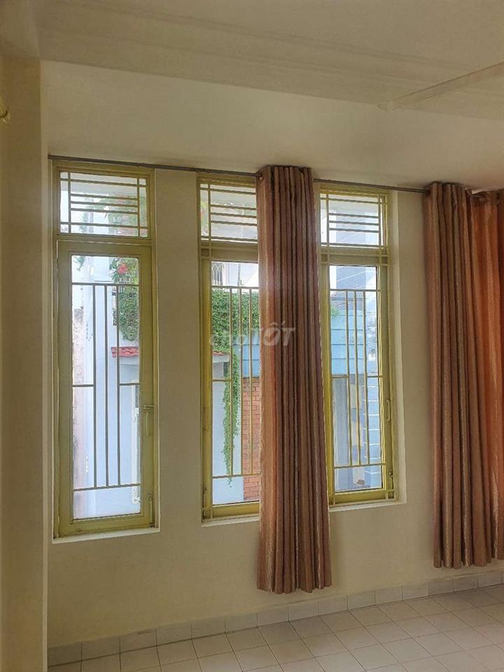 phòng cho thuê duy Tan p15 phú nhuận 