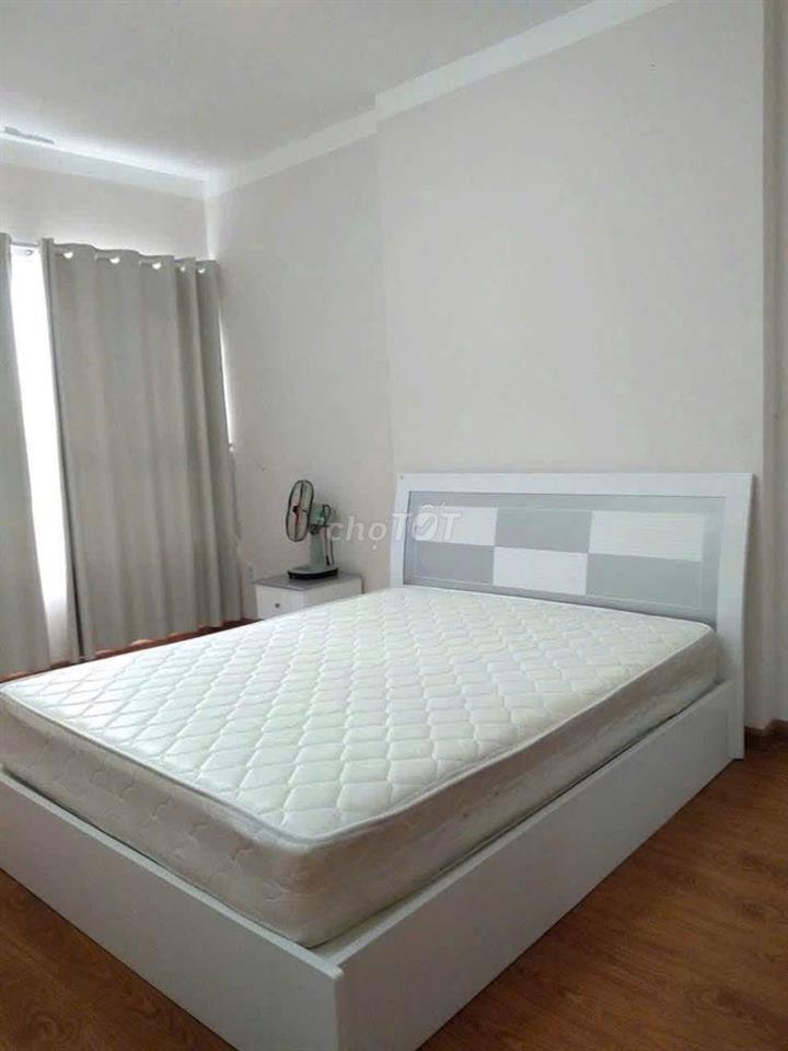 CC Central Plaza . Phạm Văn Hai . TB. DT 60m2 . 2PN Giá 13Tr5