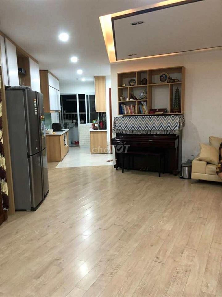 Cần cho thuê căn hộ 2PN, 2WC