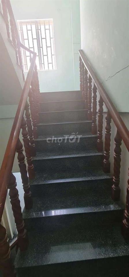 Bán căn nhà đường D33 kế ngân hàng MB,khu dân cư việt sing vsip1,BD