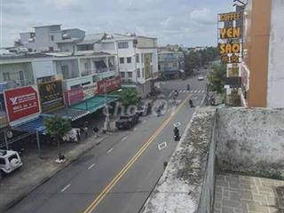 Bán căn nhà đường D33 kế ngân hàng MB,khu dân cư việt sing vsip1,BD