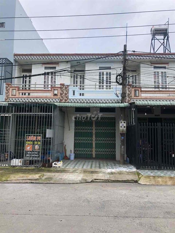 nhà 1 lầu ngay trục đường khu 6
