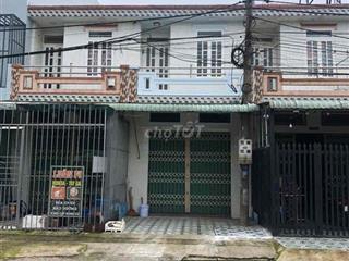 nhà 1 lầu ngay trục đường khu 6