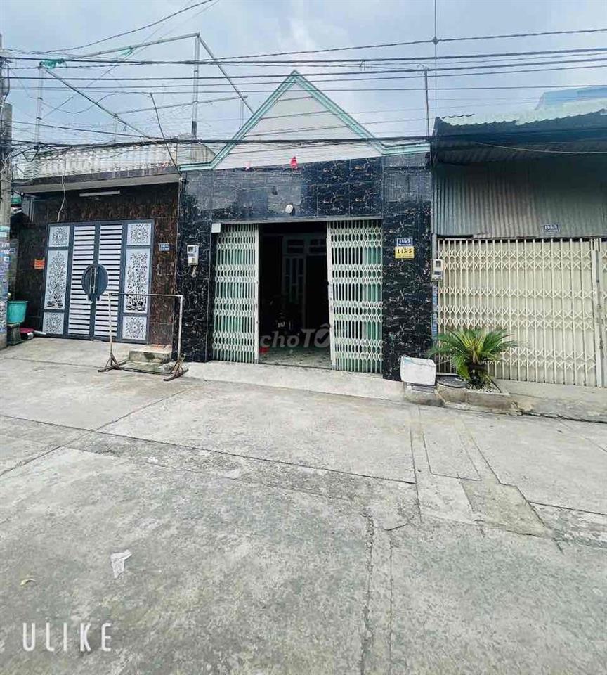 nhà khu 6, gần chợ Lê nin