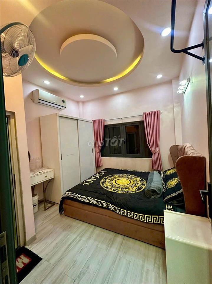 GIẢM GIÁ THUÊ NHÀ TRẦN QUANG KHẢI, P. TÂN ĐỊNH (Q.1 CŨ), TP. HCM