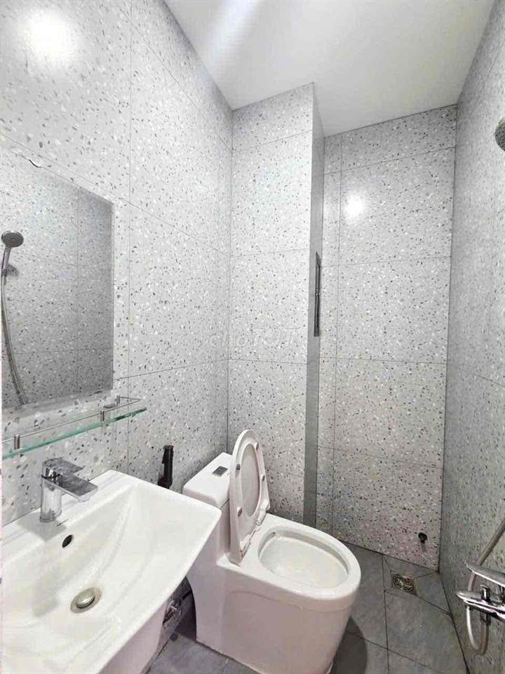 DUPLEX FULL NỘI THẤT BAN CÔNG GẦN , VLU3 UTF , HỒNG BÀNG