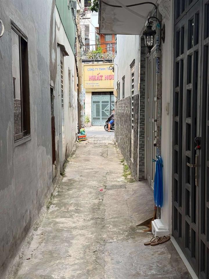 Nhà cách mặt tiền Nguyễn Duy Cung 1 căn đt 3x8m 1 lầu