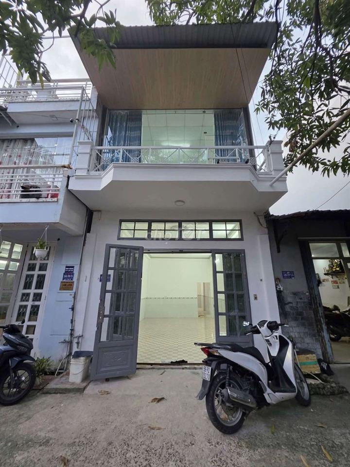 Nhà hẻm xe hơi tránh nhau Phạm Văn Chiêu dt 4.35x16m 1 lầu 3pn