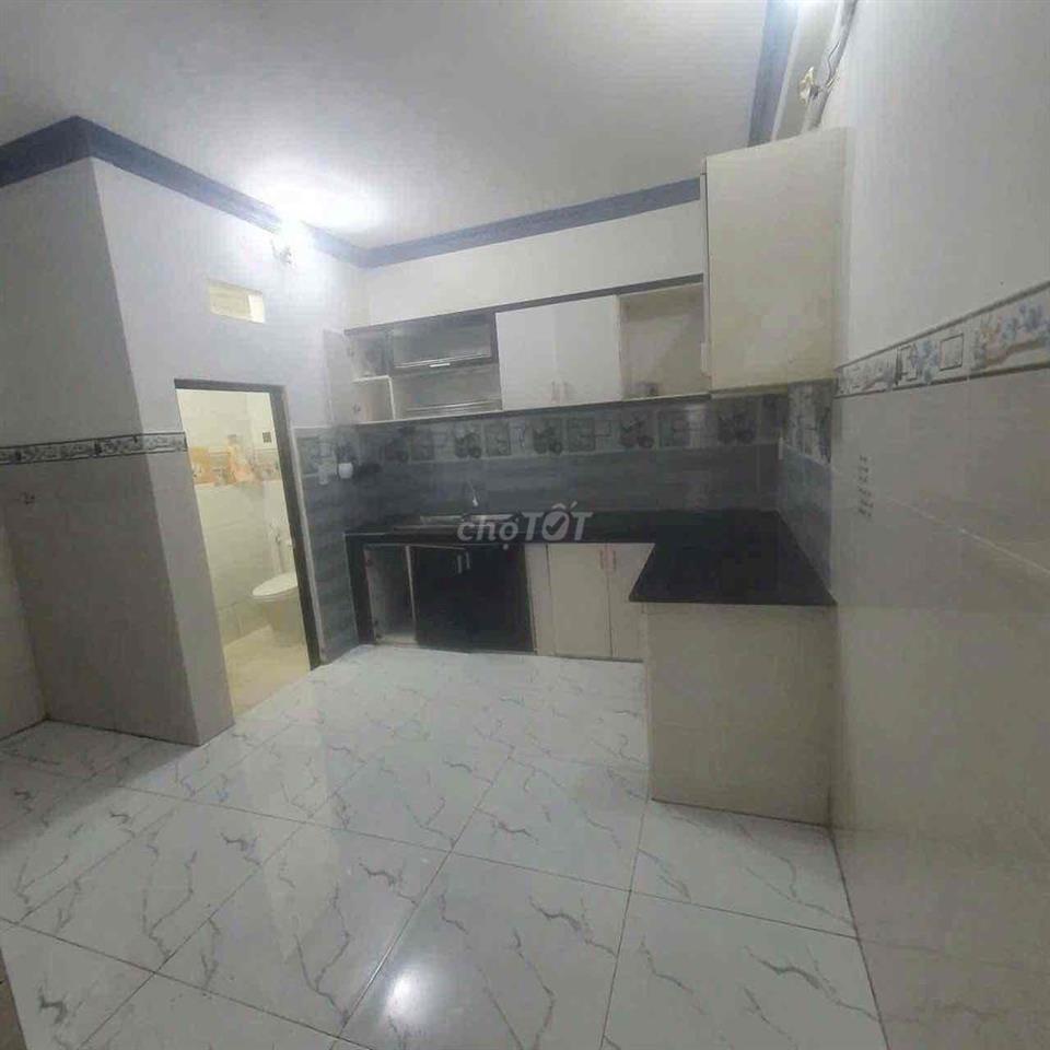 CHO THUÊ NHÀ 3PN CÓ PN DƯỚI TRỆT PHAN HUY ÍCH P12 GV