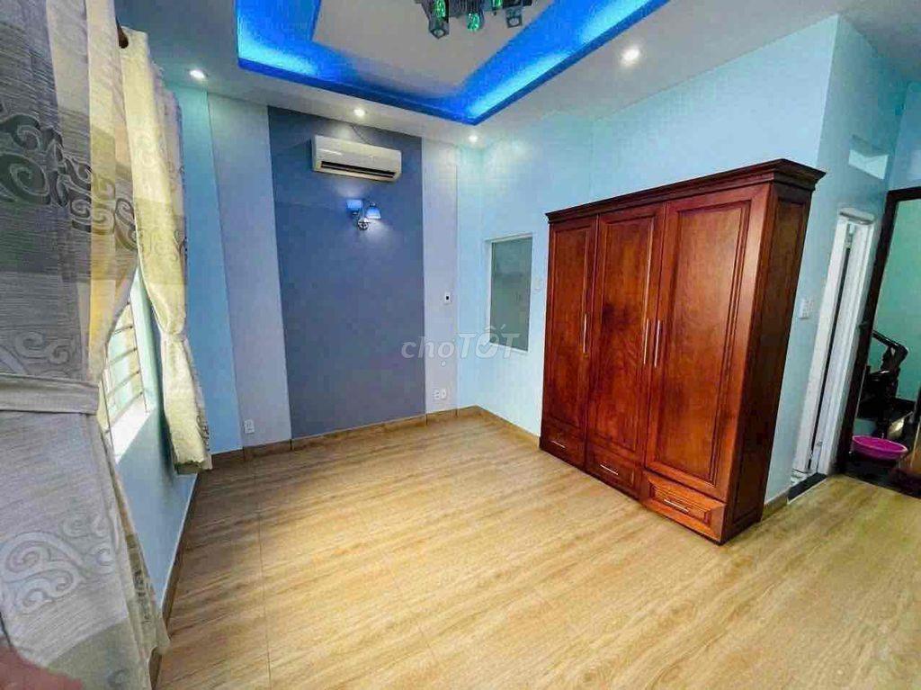 CHO THUÊ NHÀ HXT THÔNG NT CƠ BẢN 4PN DS 5 P17 GV MỚI SẠCH