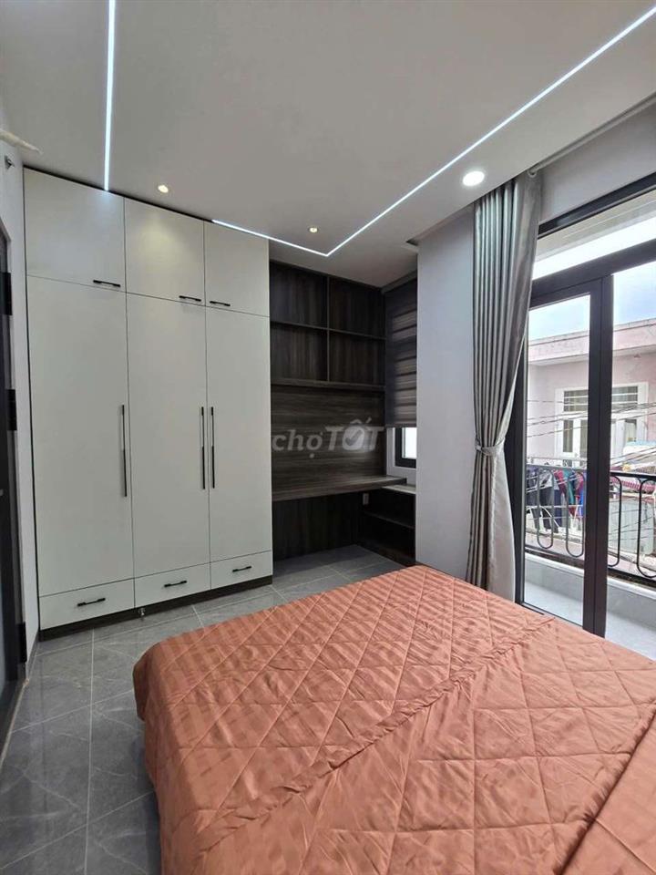 Phòng mới xây nội thất mới 100% Phạm Văn Chiêu 20m2