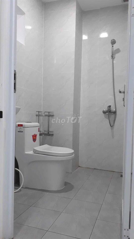 Bán nhà 3,5 tấm đang ở và cho thuê CHDV đường thông 10m kdc yên tĩnh