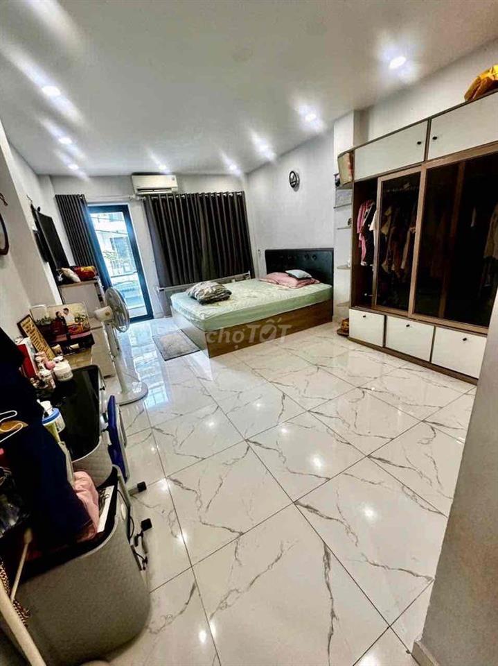 Chủ nhà cần bán gấp căn nhà phố 3 tầng 7p ngủ nội thất đầy đủ khu dân