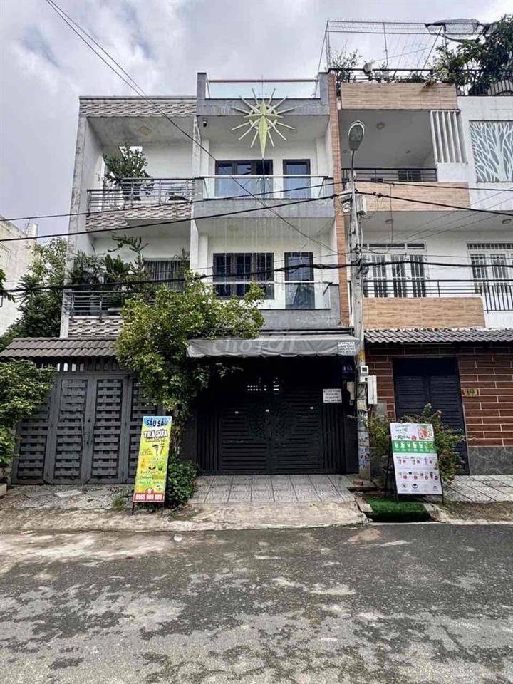 Chủ nhà cần bán gấp căn nhà phố 3 tầng 7p ngủ nội thất đầy đủ khu dân
