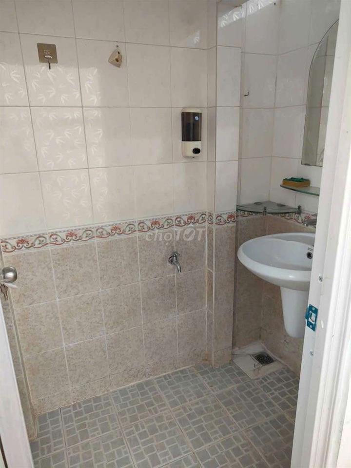 nhà cho thuê gần chợ cây gõ